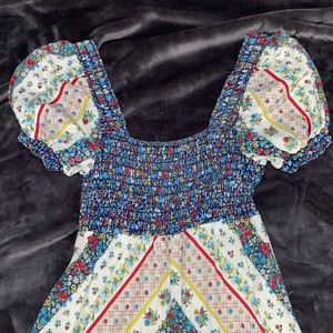 Vintage maxi dress. Smocked bodice. Gunne sax pattern